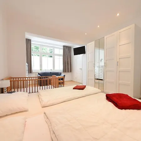 アパート Eden Typ 6 / 1 ビンツ