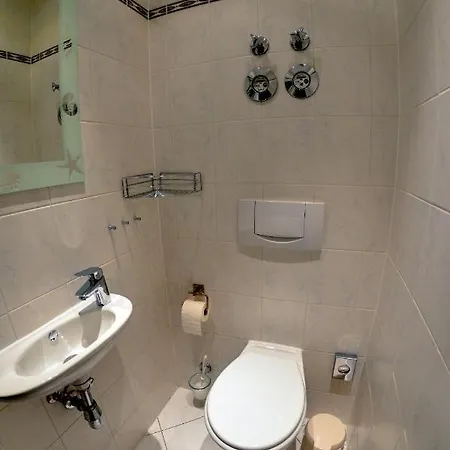 Eden Typ 6 / 1 アパート *